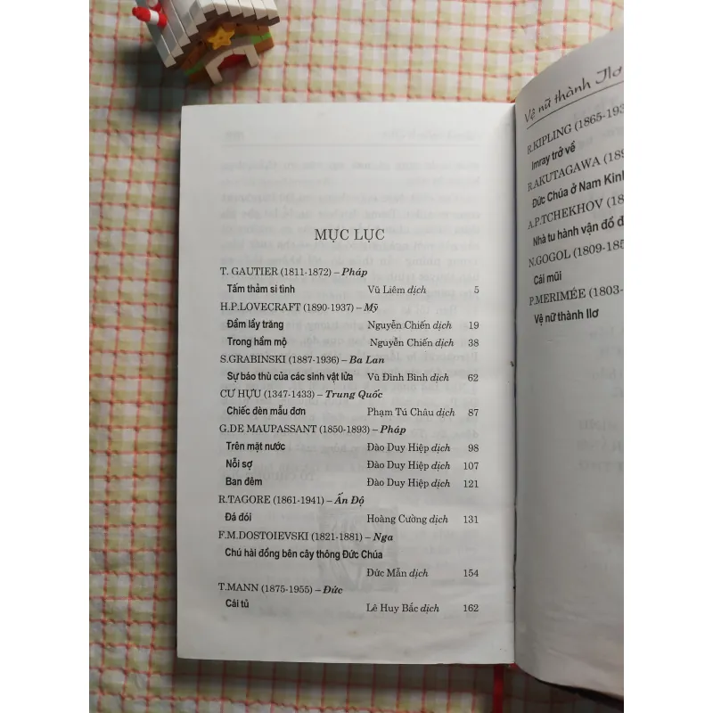 TẤM THẢM SI TÌNH • TẬP TRUYỆN KINH DỊ THẾ GIỚI - Maupassant, Dostoievski, R. Tagore.... 782592