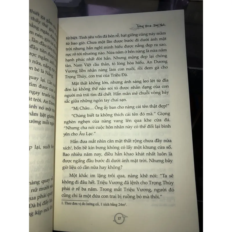 Trăng tan đáy nước - Hoàng Yến  1026992