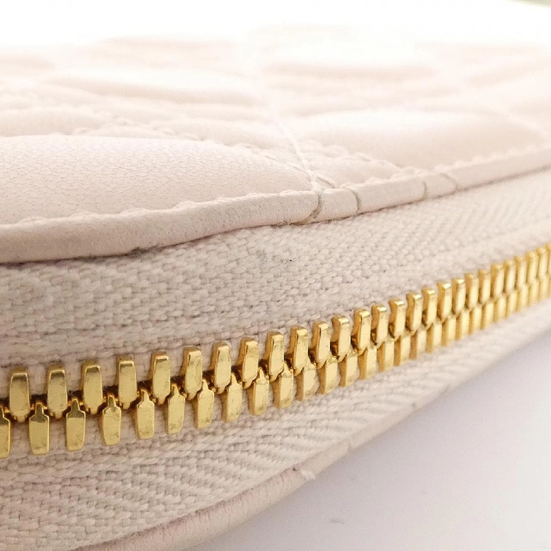 CHRISTIAN DIOR LADY DIOR PHONE HOLEDER S0872ONMJ - Hàng hiệu Authentic 774624