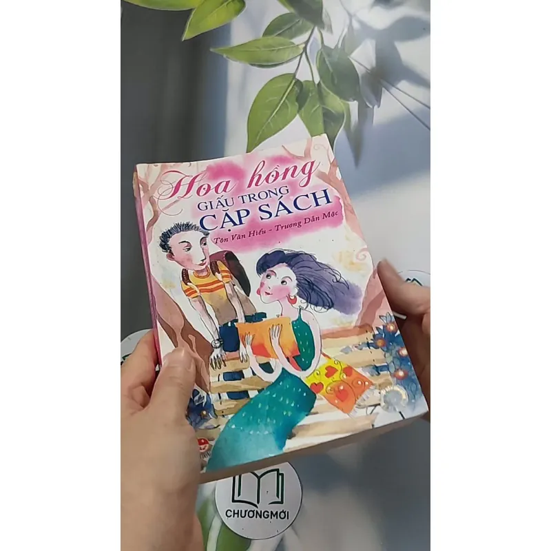 Hoa hồng dấu trong cặp sách - Tôn Văn Hiểu 688652