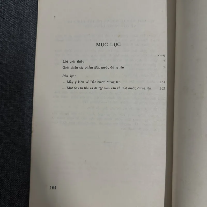 Đất nước đứng lên - Nguyên Ngọc 798064