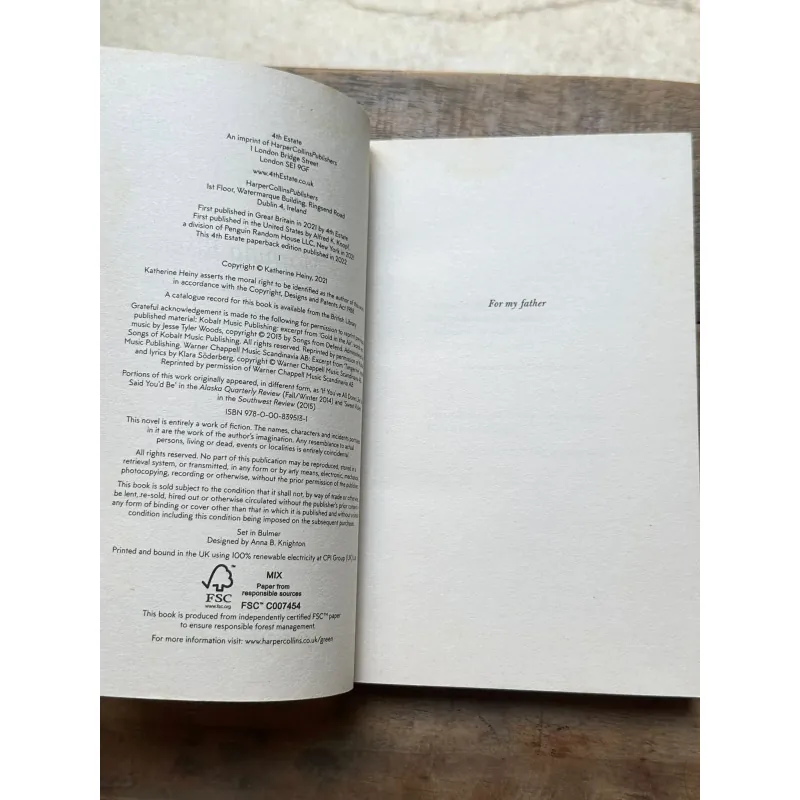 Early Morning Riser - Katherine Heiny 735416