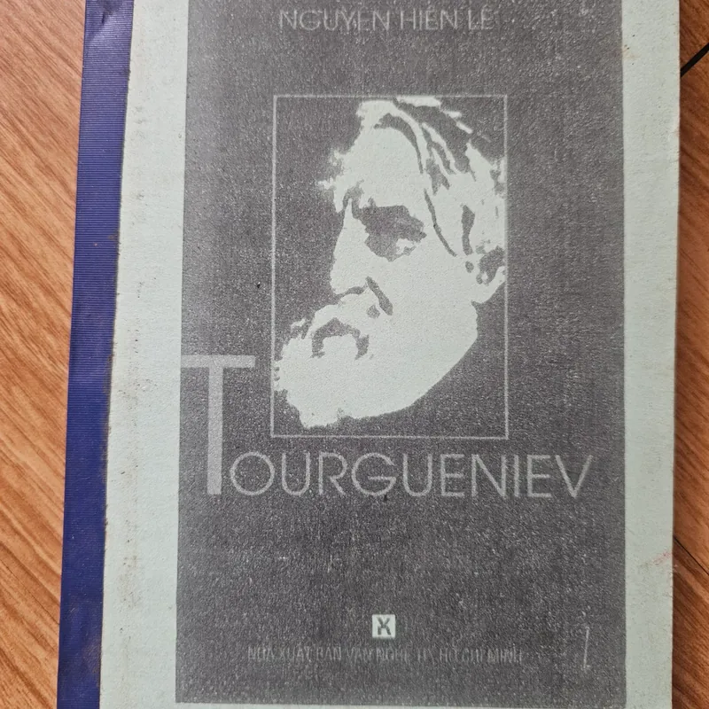 Tourgueniev (sách photo)
 688311