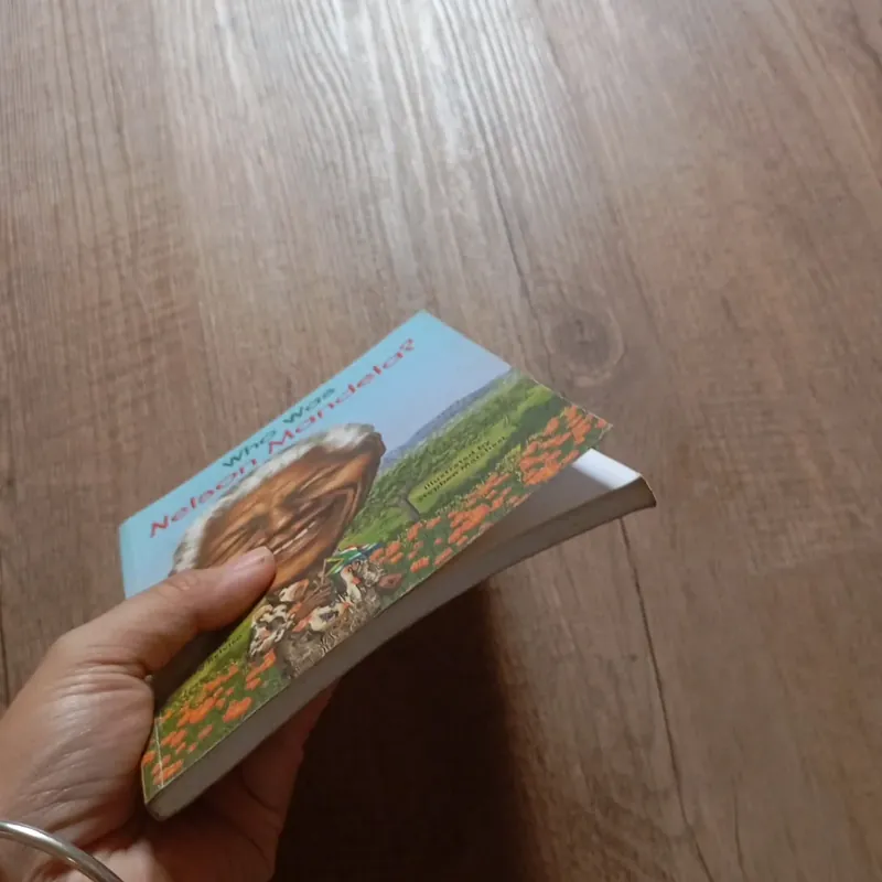 Who was Nelson Mandela? 697975