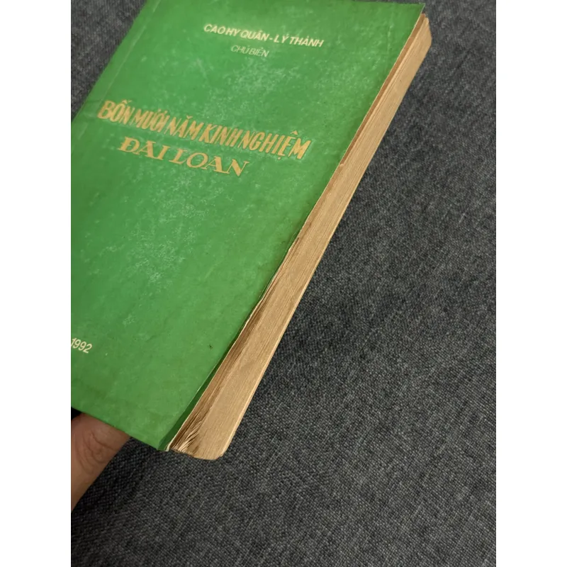 Bốn mươi năm kinh nghiệm Đài Loan - Cao Hy Quân & Lý Thành chủ biên 799032