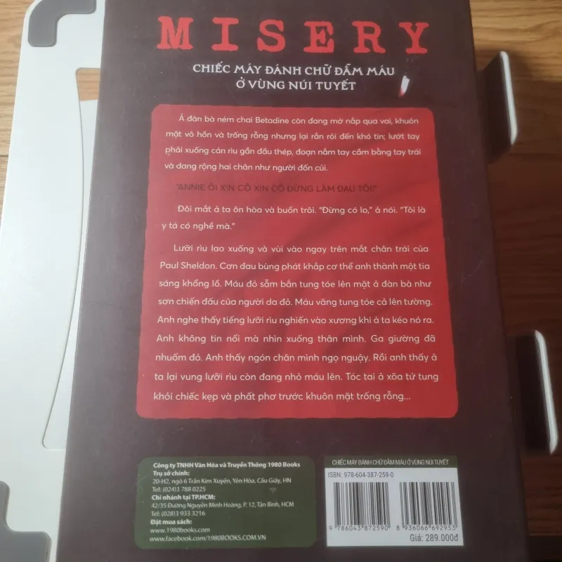 Misery - Chiếc máy đánh chữ đẫm máu ở vùng núi tuyết - Stephen King - 1980 Novel (sách cũ) 766356