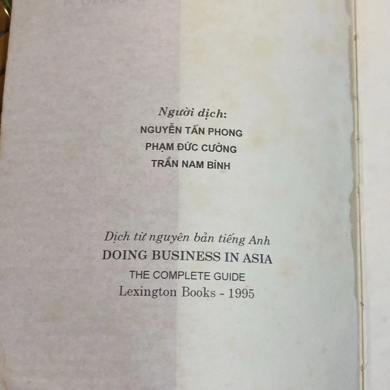 KINH DOANH Ở CHÂU Á, CẨM NANG HƯỚNG DẪN, SAJYOT P.DUNUNG (XB 1998) 518433
