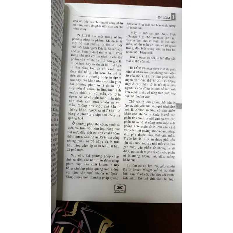 TỪ ĐIỂN XUẤT BẢN 689441