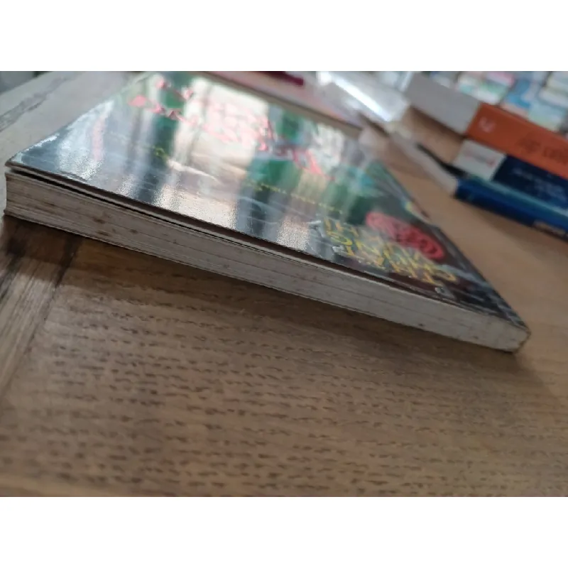 Thất chủng vũ khí - Cổ Long (Lê Khắc Tưởng dịch) 603870