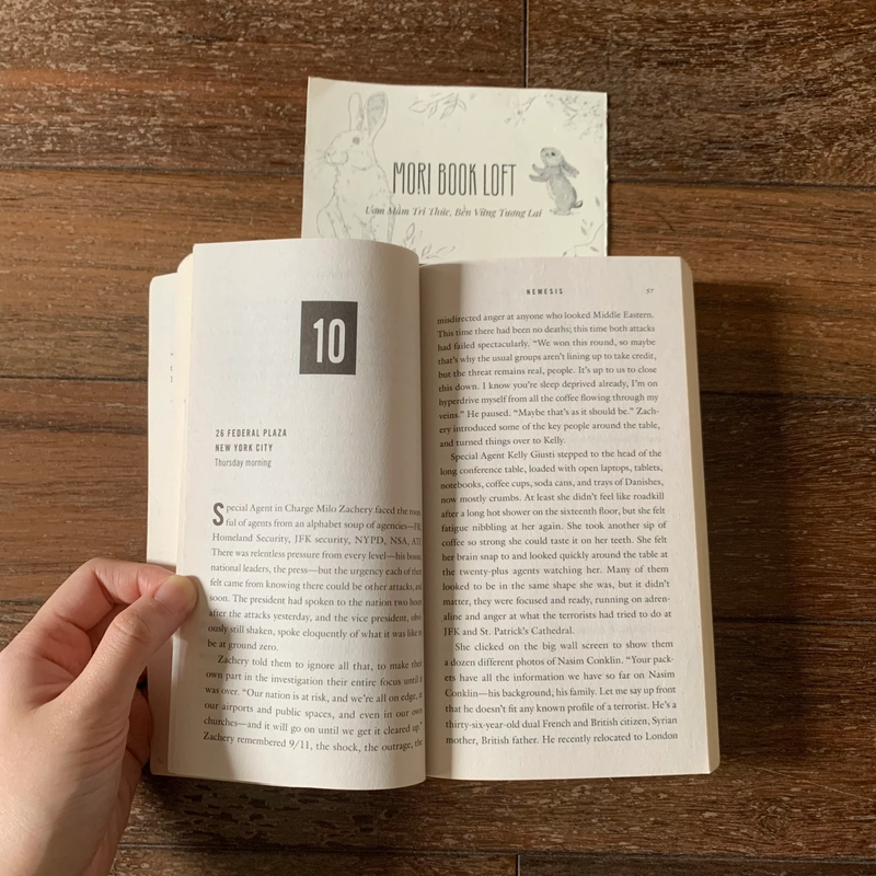 Sách ngoại văn Nemesis – Catherine Coulter, Used, Khổ Pocket 498771