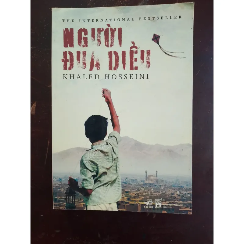 Người đua diều 720106