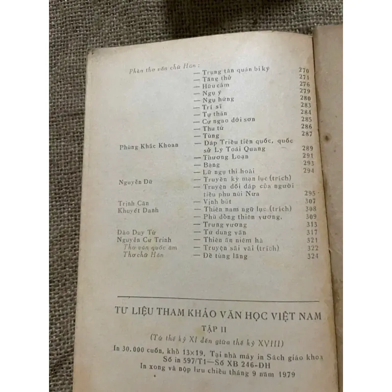 tư liệu tham khảo văn học Việt Nam từ thế kỷ 11 đến thế kỷ 18 572994