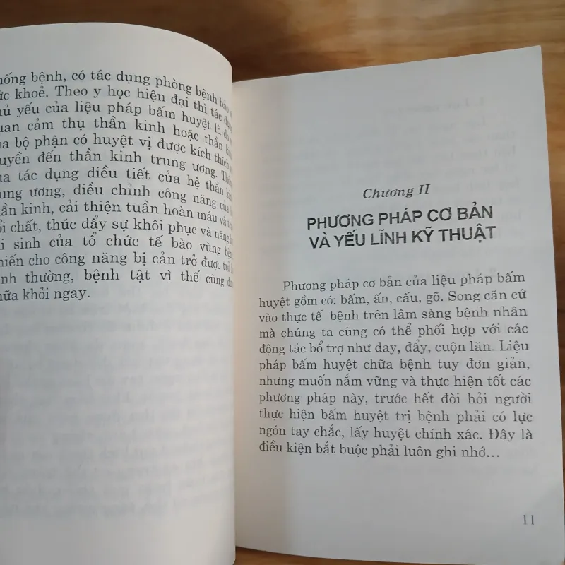 Bấm Huyệt Chữa Bệnh - Nguyễn Thế Dũng biên soạn 792174