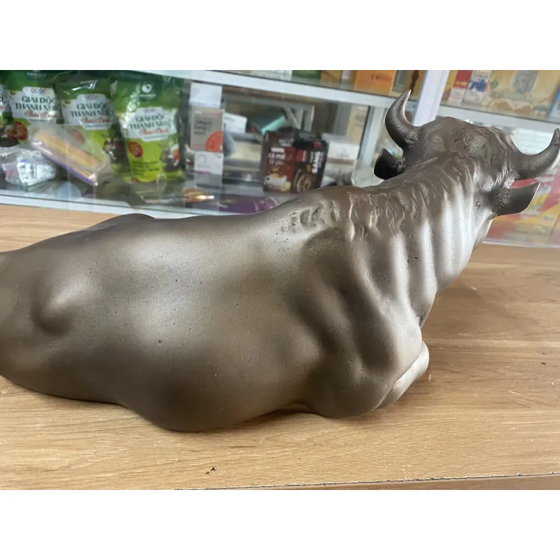 Bò, hay trâu kiem loại? 719402