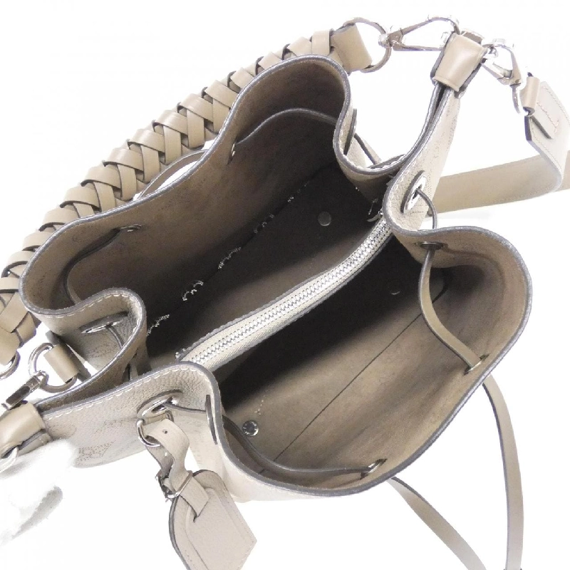 Túi xách vai Louis Vuitton Mahina M55799 608912