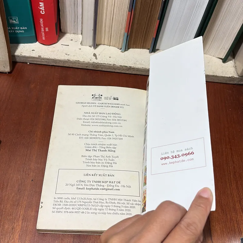 II Thiếu Nhi: Con Dế Ở Quảng Trường Thời Đại (Sách Kẹp Hạt Dẻ) - GEORGE SELDEN - ROGER VU 722463