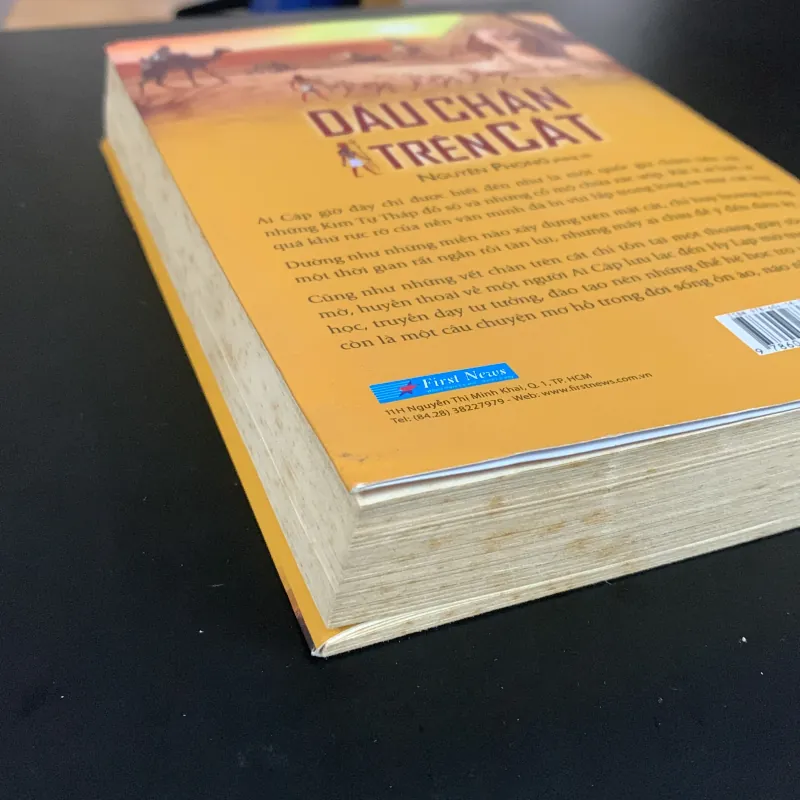 (Sách cũ) Dấu chân trên Cát - Nguyên Phong phóng tác. 929249