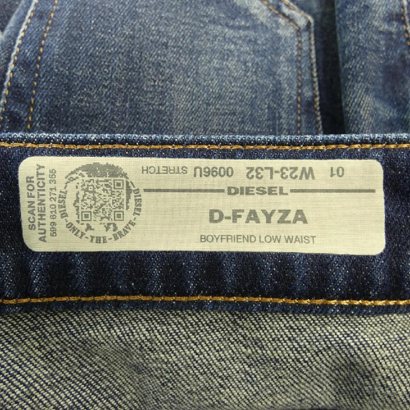 Quần jeans DIESEL 647852