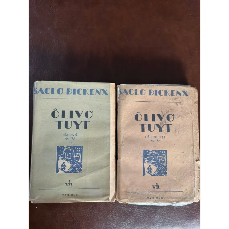 Combo 2 Tập Ôlivo Tuyt (Oliver Twist) – Sác-lơ Đickenx – Bản cổ NXB Văn Học 975972