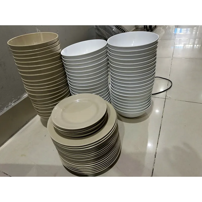 THANH LÝ TẤT CẢ TÔ DĨA NÂU NHÉ MỌI NGƯỜI  606510