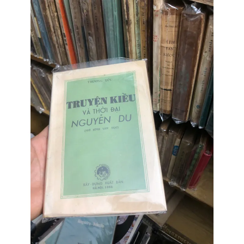 Truyện Kiều và thời đại Nguyễn Du - Trương Tửu - Phê bình văn học, Nghiên cứu 603617