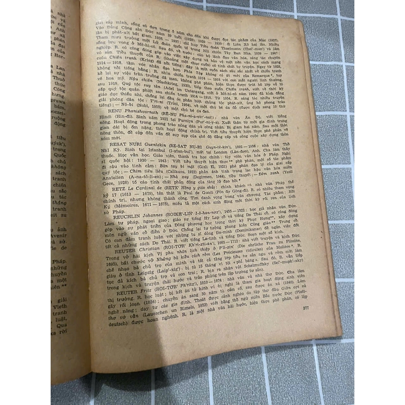 TỪ ĐIỂN TÁC GIA VĂN HỌC VÀ SÂN KHẤU NƯỚC NGOÀI - HỮU NGỌC (SÁCH KHỔ LỚN) 452482
