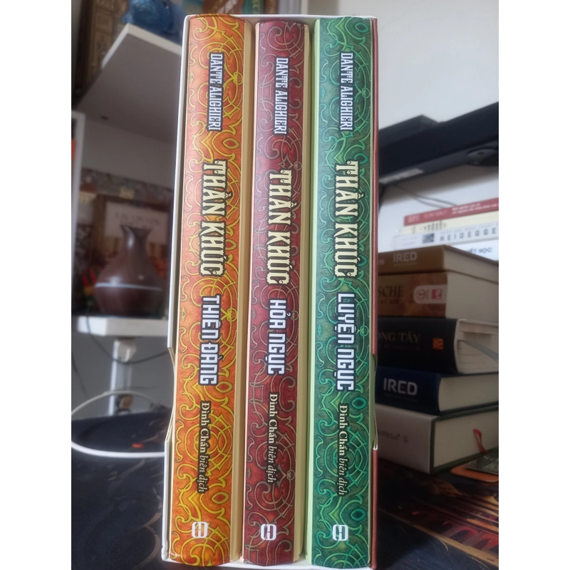 THẦN KHÚC DANTE  517968