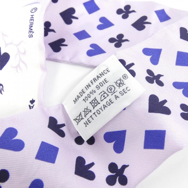 Khăn quàng cổ JEU DE CARTES của Hermès - Hàng hiệu Authentic 807430