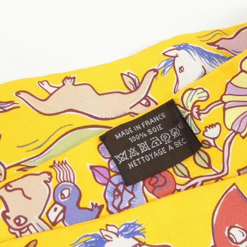 Khăn quàng cổ MILLE ET UN LAPINS của Hermès 625263