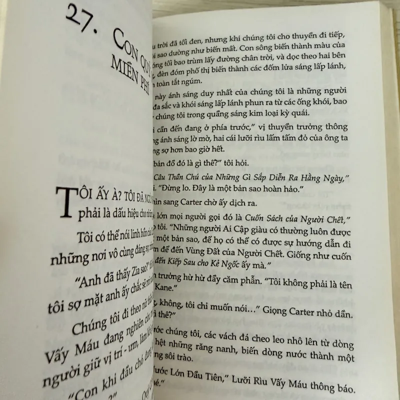 Biên Niên Sử Nhà Kane 1 - Kim Tự Tháp Đỏ 1006819