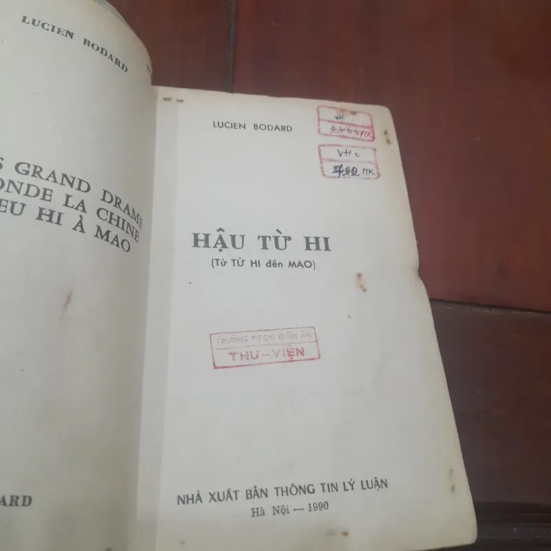 Lucien Bodard - HẬU TỪ HI (từ Từ Hi đến Mao) 690881