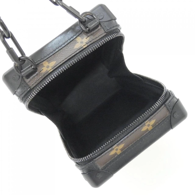 Túi xách vai Louis Vuitton Monogram Taffeta Vertical Soft Trunk M45079 - Hàng hiệu Chính hãng 765539