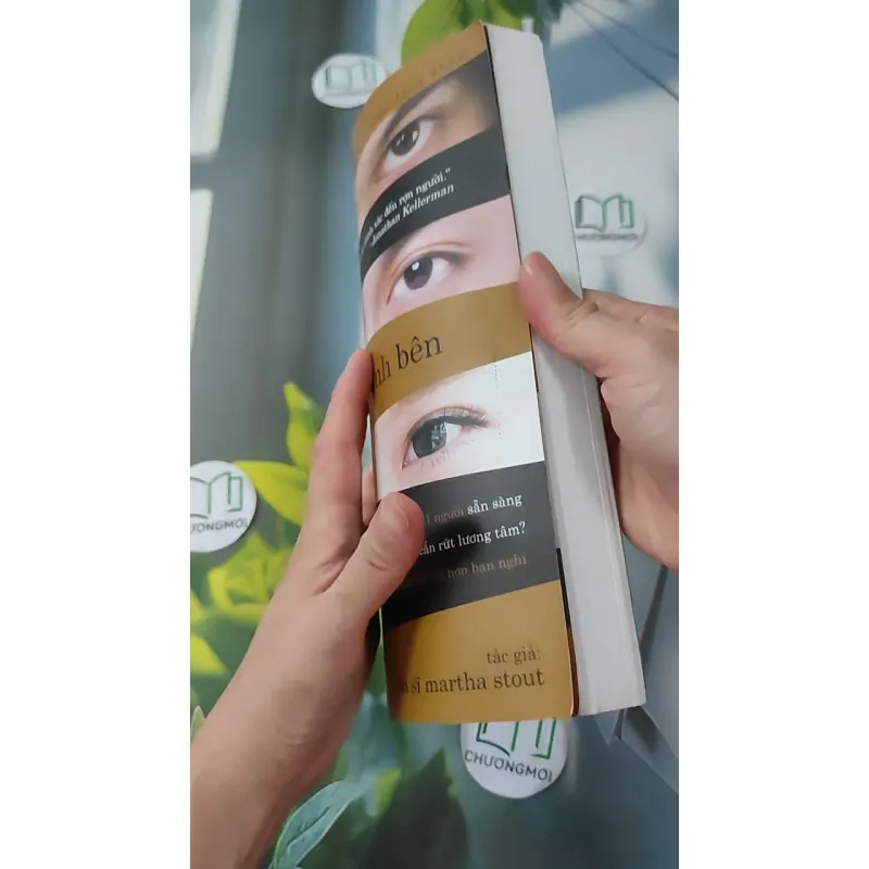 Kẻ ác cạnh bên - Martha Stout 1018842