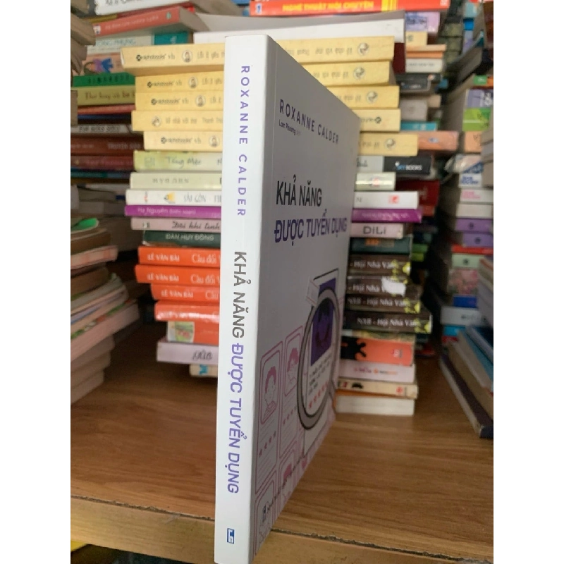 Khả năng được tuyển dụng -Roxanne Calder 787698