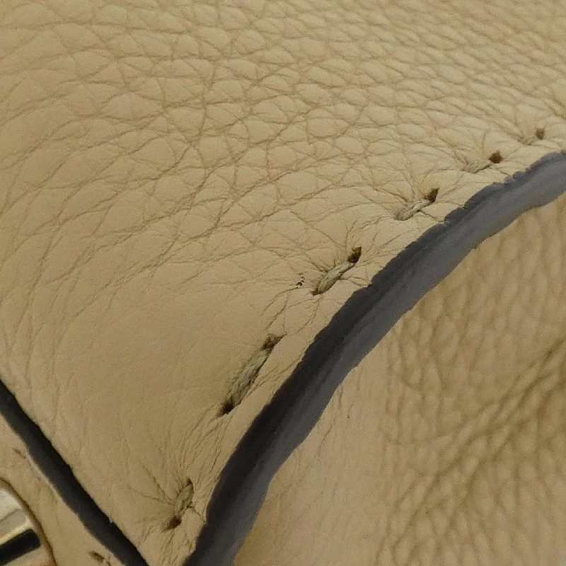 Túi Fendi SELERRIA Peekaboo Essentials 8BN302 A7TV 618674