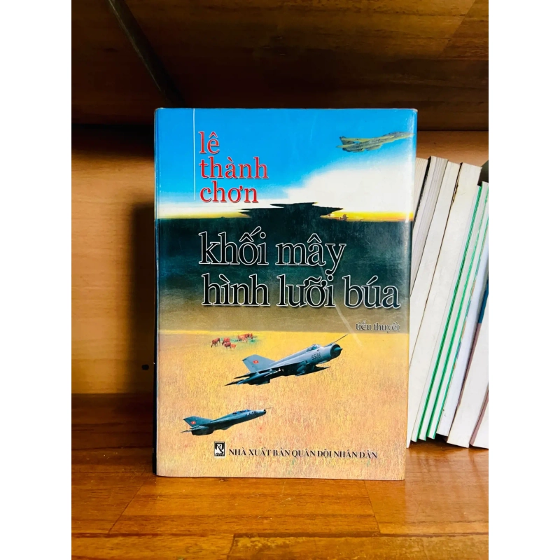 (Sách cũ SCGR) Khối mây hình lưỡi búa - Lê Thành Chơn - Văn học VAVOB1T2-47 Blogmeo090426 1015830