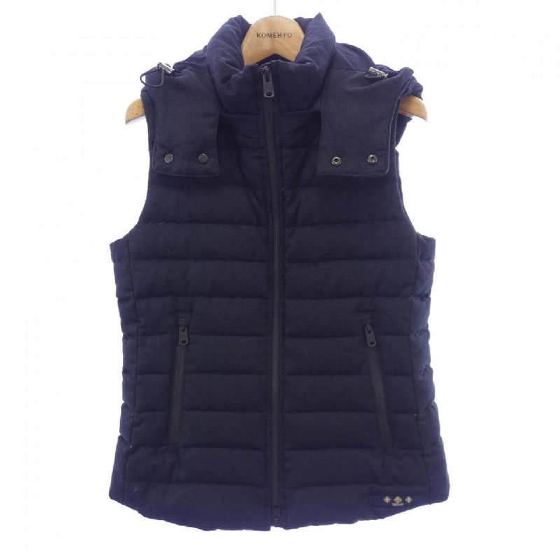 【Mã giảm giá】Áo gile TATRAS 643982