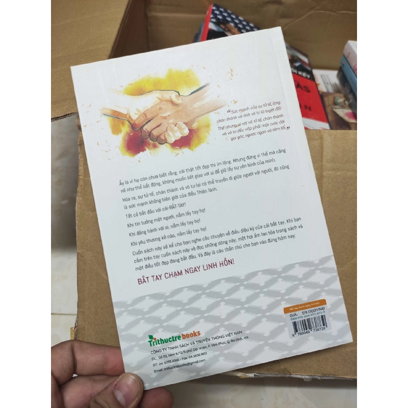 Bắt tay chạm ngay linh hồnHCM01/03 910043