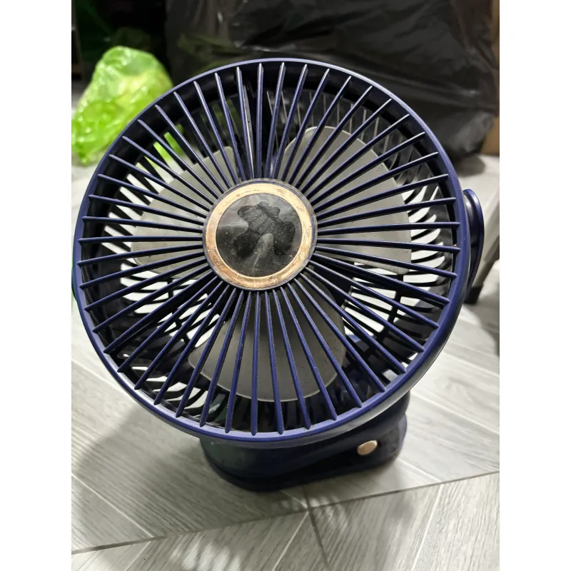 Quạt kẹp mini tiện ích  975691