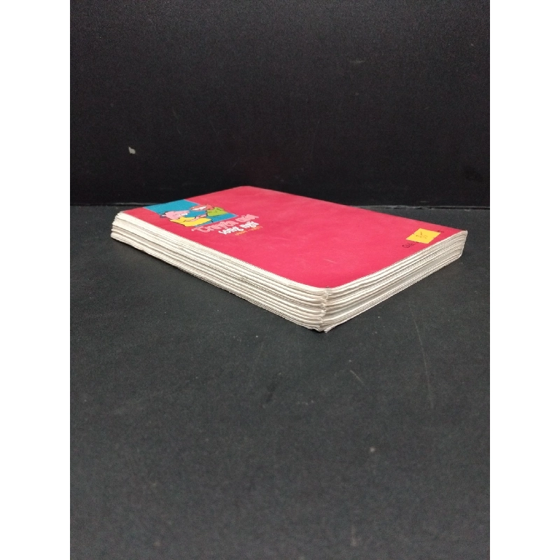 Truyện cười song ngữ mới 80% ố nhẹ có viết nhẹ bong gáy 2000 HCM2809 Anh - Việt VĂN HỌC 917281