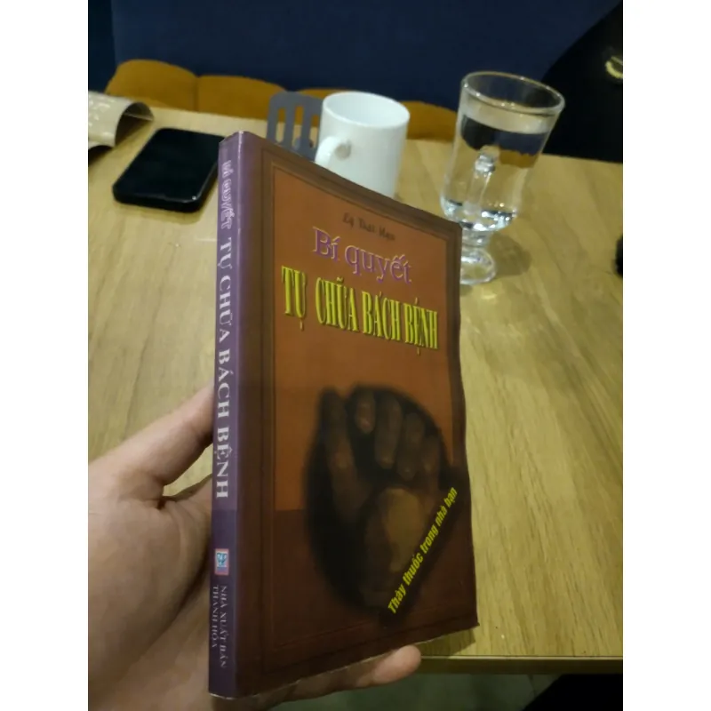Sách "Bí Quyết Tự Chữa Bách Bệnh"  929503