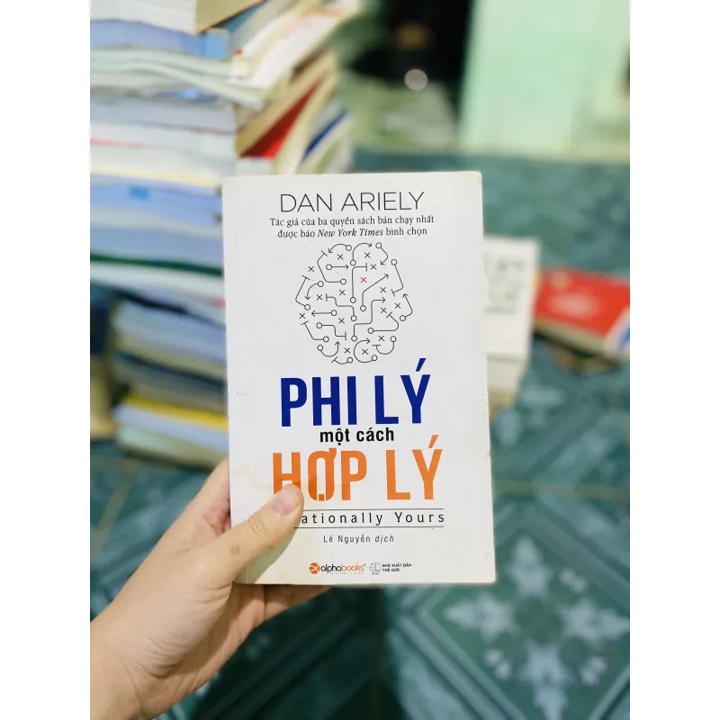 Phi lý một cách hợp lý 763158