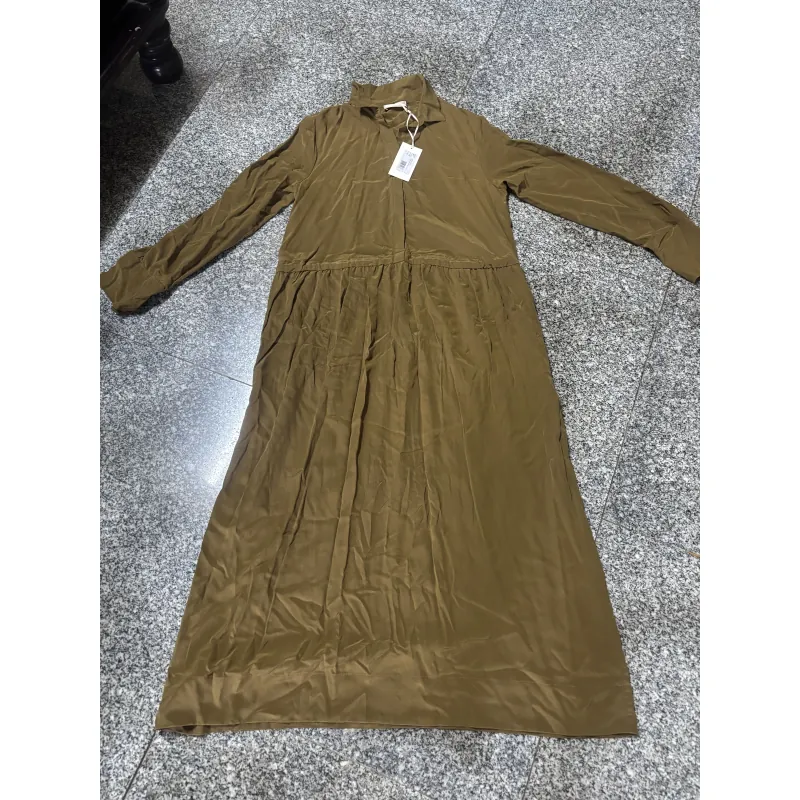 Đầm trung niên bigsize , 70kg trở xuống, hàng đã qua sử dụng 968792