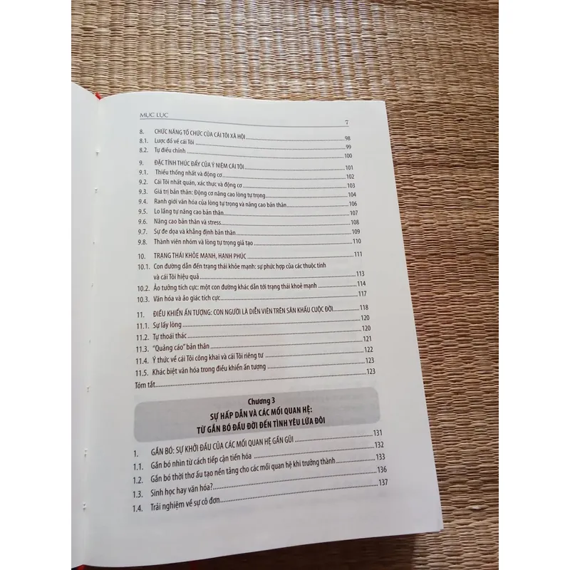 Tâm Lý Học Xã Hội Trong Cuộc Sống Hiện Đại - Bìa Cứng 675166