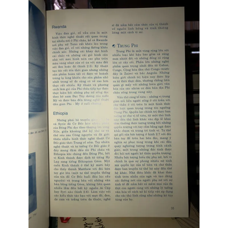 Những nền mỹ thuật ngoài phương Tây - Michael Kampen O' Riley 750477
