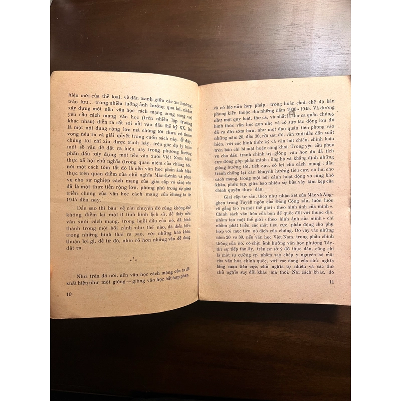 Văn xuôi Việt Nam trên con đường hiện thực xã hội chủ nghĩa (xb 1980) 552054