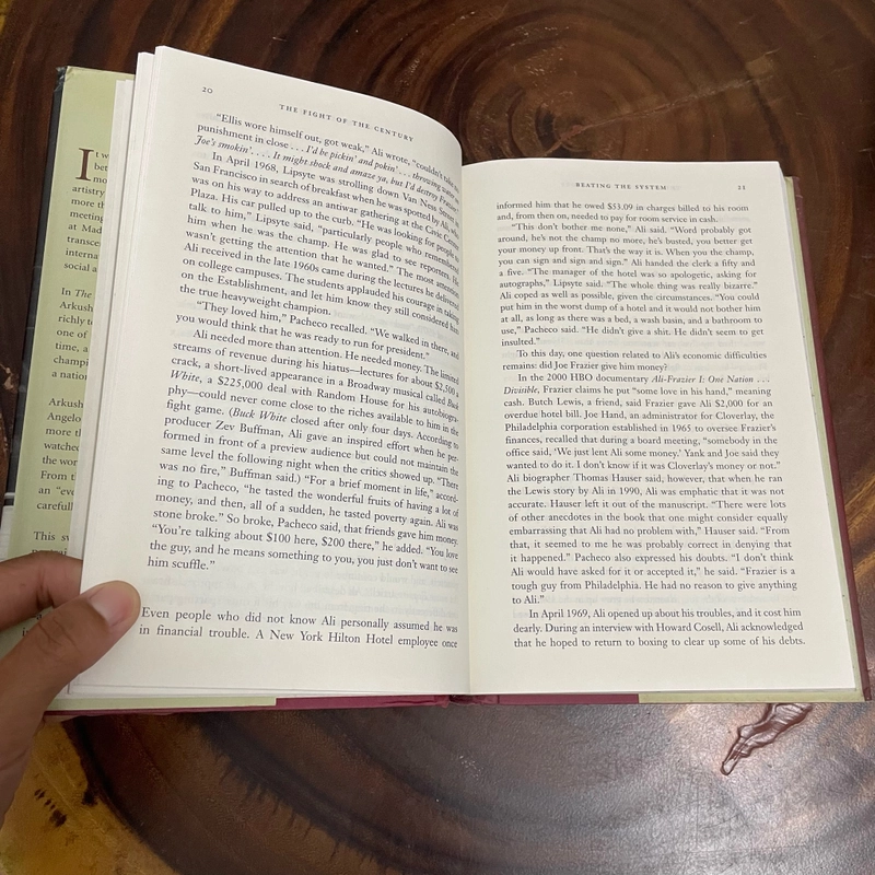II English Book: The Fight Of The Century - Michael Arkush - 2008 442941