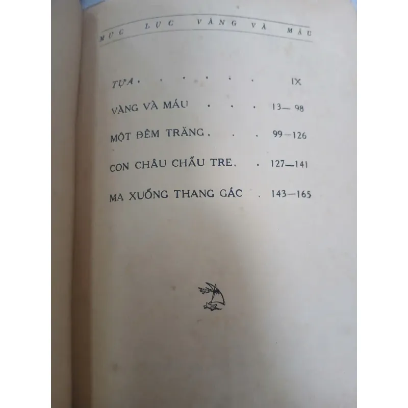 VÀNG VÀ MÁU - THẾ LỮ 999509