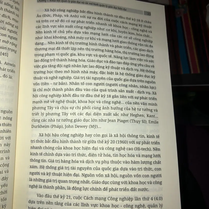 Quản lý đào tạo và quản trị nhà trường hiện đại 1005458