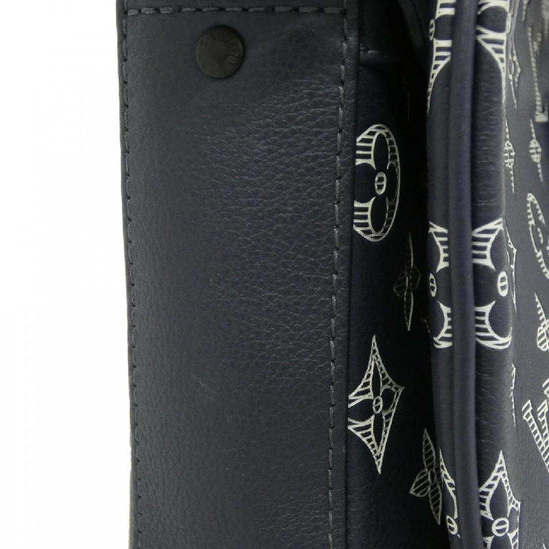 Túi xách đeo chéo Louis Vuitton Monogram Shadow Trio M24753 - Hàng hiệu chính hãng 767937